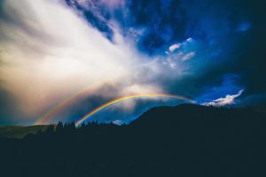 doppelter Regenbogen Photo by Abigail Keenan on Unsplash 27297 600 400 |